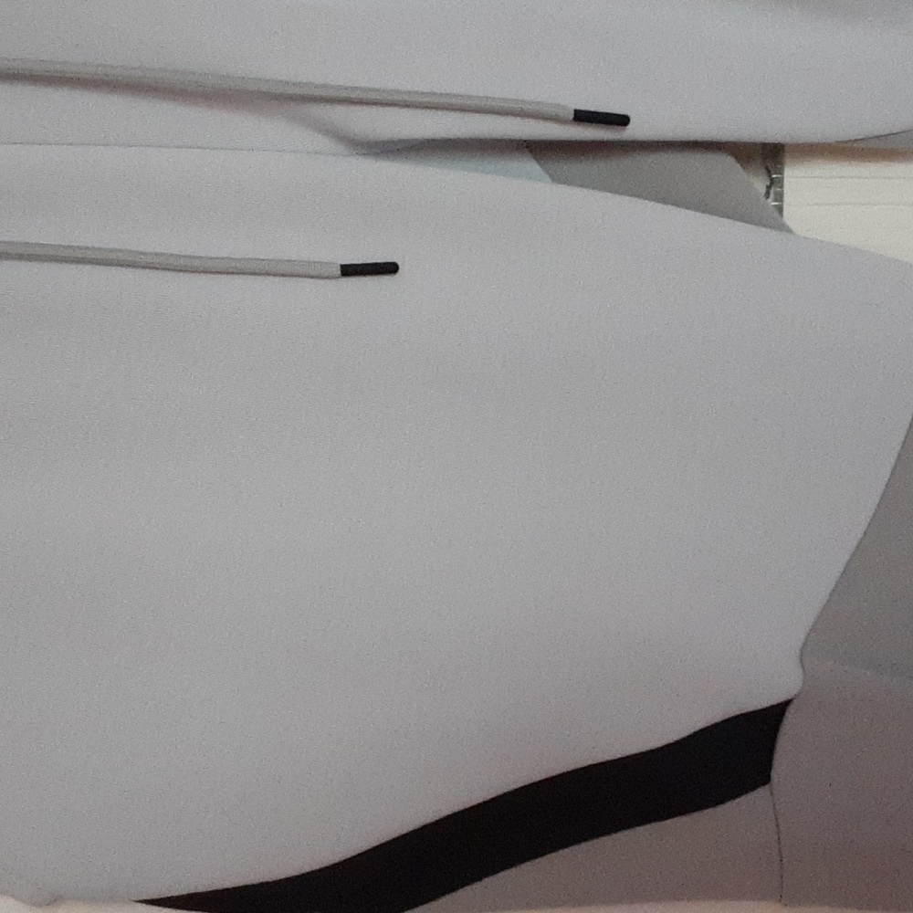 Nike Tech Pants - Picture 2 of 8
